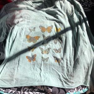 Type: Long sleeve, Brand:Fifth Sun, Size:large, Color: turquoise.